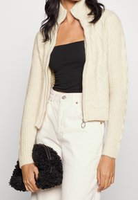 Vero Moda Kofta - off-white