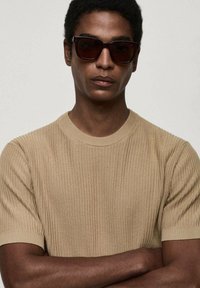 Mango T-shirts basic - brown