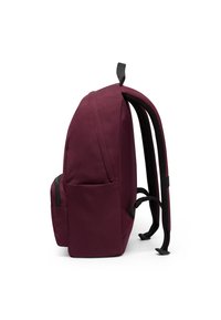 Rucsac vișiniu cu un finisaj de stofă neted, design structurat și panou dorsal căptușit. Dispune de două buzunare exterioare laterale și bretele ajustabile.
