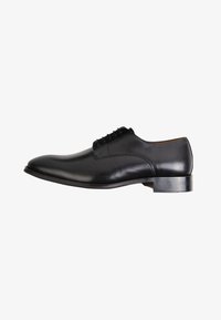 Ausgewählt, black