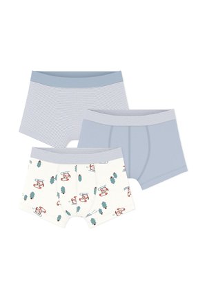 Trzy pary dziecięcych bokserek w odcieniach niebieskiego: jedne jednolite jasnoniebieskie, jedne jasnoniebieskie w cienkie paski i jedne białe z wzorami psów i drzew.