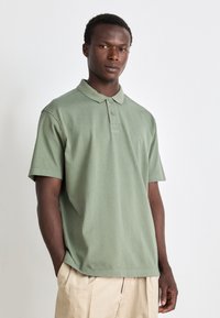BOSS DYE - Polo majica - open green