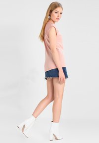 ONLY ONLNICOLE LIFE MIX - T-shirt básica - misty rose