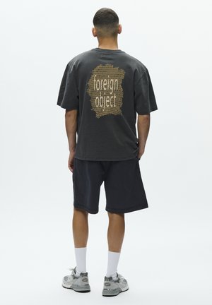 TEE OBJECT  - Potiskana majica - washed black
