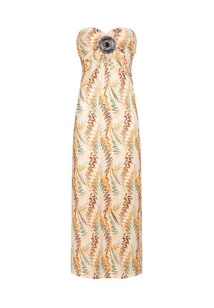 Strapless maxi-jurk van lichtgewicht stof met een levendig bruin, groen en oranje bladpatroon en een decoratieve versiering op de borst.