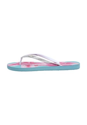 Einzelner blauer Flip-Flop mit rosa Blumenmuster auf der Fußsohle und silberglänzenden Riemen, isoliert auf weißem Hintergrund.