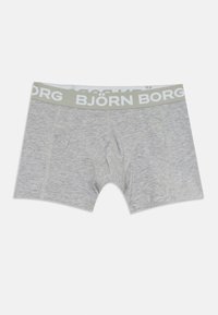 Boxeri pentru bărbați de culoare gri deschis, cu cusături conturate și un brâu verde pe care este inscripționat textul alb "BJÖRN BORG".