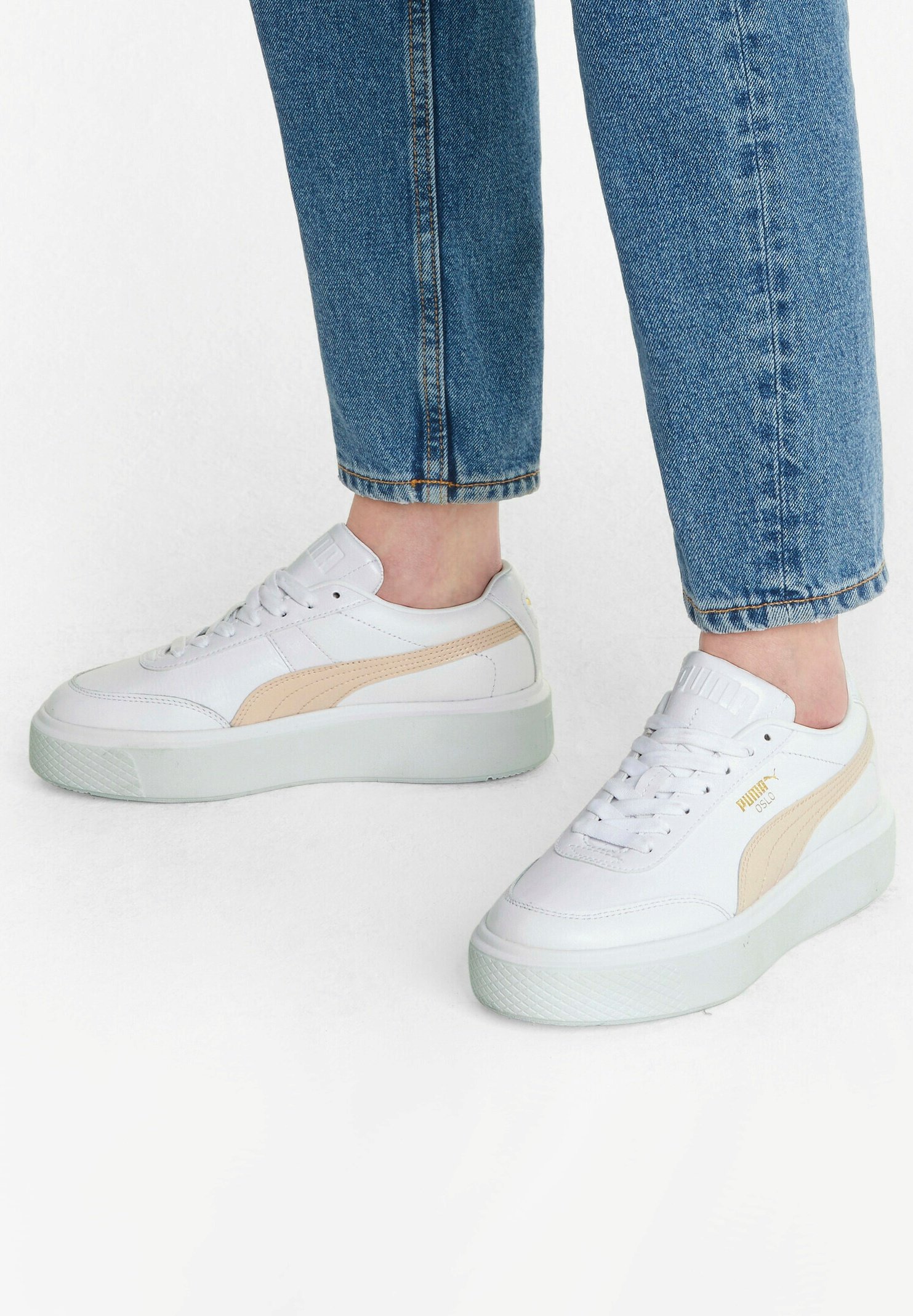 Puma OSLO MAJA - Sneakers laag - white cloud pink/crème - Zalando.nl