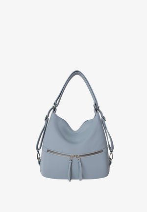 Sanfte hellblaue Leder-Schultertasche mit doppeltem Reißverschlussfach auf der Vorderseite und verstellbaren Gurten, vor weißem Hintergrund.