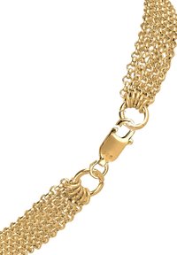 Pulsera de malla en tono dorado que presenta eslabones de cadena entrelazados y un cierre de langosta, con una textura suave y un acabado brillante. Marcada con "925".