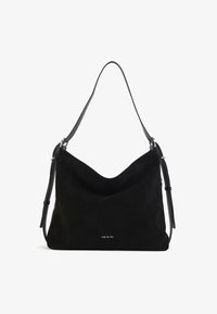 Unselected, black