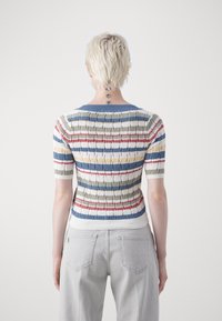 Pepe Jeans Triko s potiskem - blue