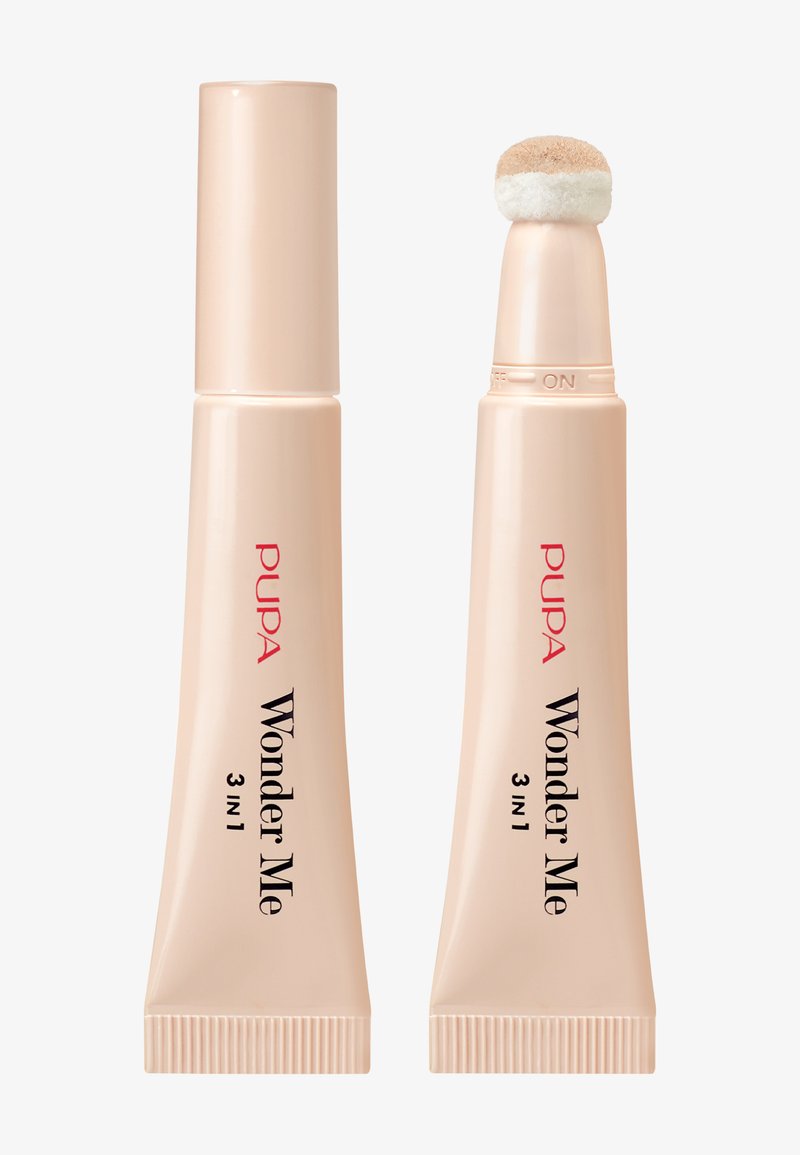 Pupa Wonder Me 3-in-1 Kosmetiktube, beige Kunststoff mit abgerundetem Applikatorspitze, glatter Oberfläche und Etikettentext in Rot und Schwarz.