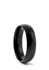 Sort keramikring, glat overflade, rund form og poleret finish. Enkel design uden yderligere mønstre eller udsmykninger.
