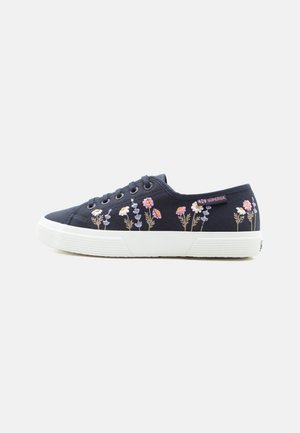 Superga 3750 FLOWER EMBROIDERY LEGGERA - Sportcipő - blue navy/white/violet lilla
