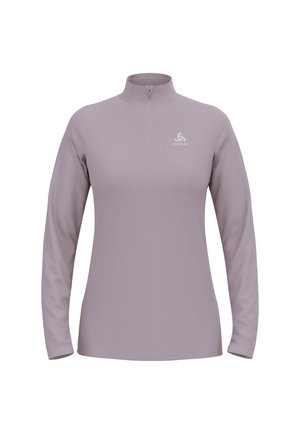 Hellblau-langes Shirt mit einem Viertel-Reißverschluss-Kragen, aus weichem Material und mit einem Logo auf der linken Brust. Sauberes Design, ohne Muster.