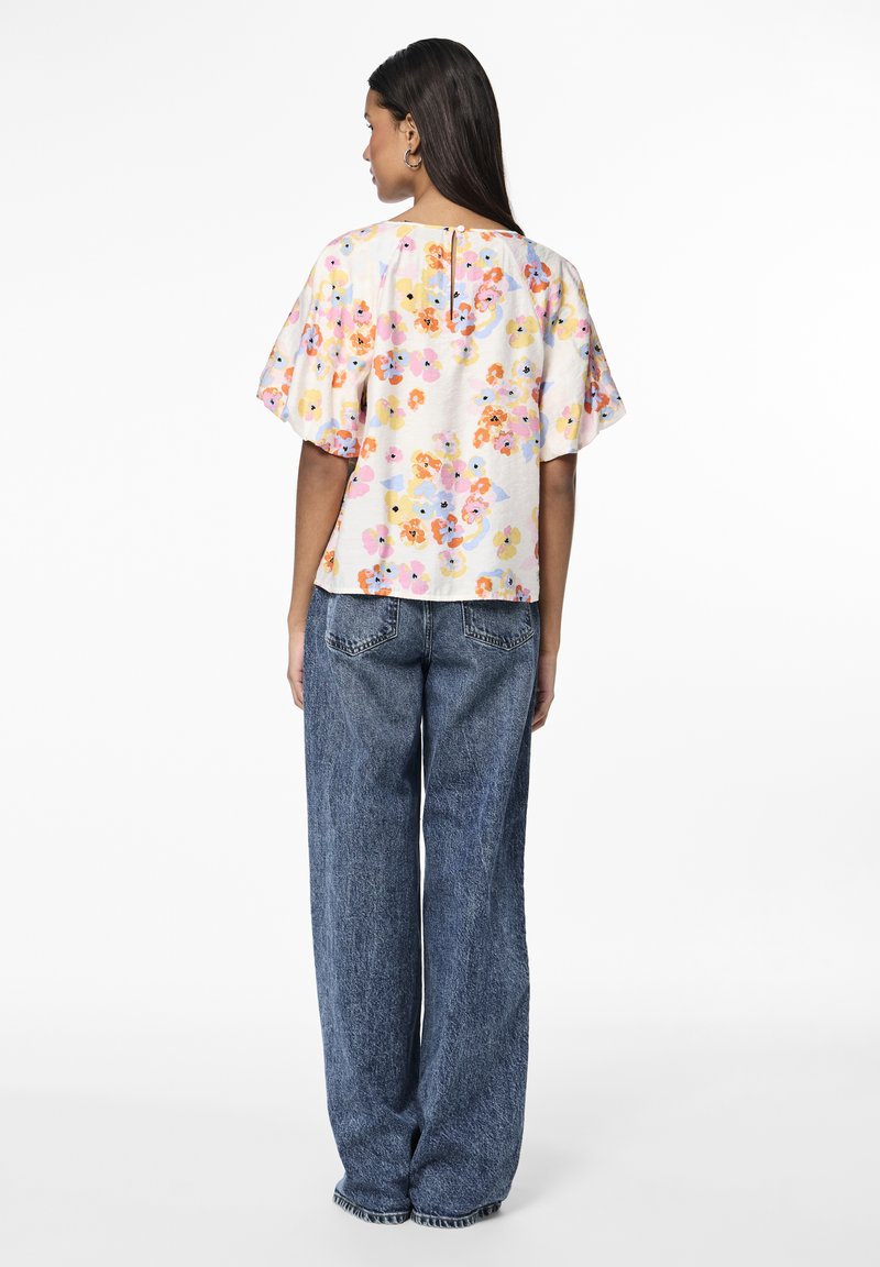 SIMPLICITÉ T-SHIRT (CLOUD DANCER) | Love Cherish | T- Shirt SIMPLICITÉ T-SHIRT (CLOUD DANCER) | Love Cherish | T- Shirt