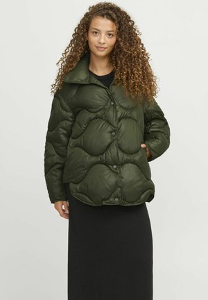 JJXX SHINY QUILTED OTW SN - Wintermantel - grape leaf