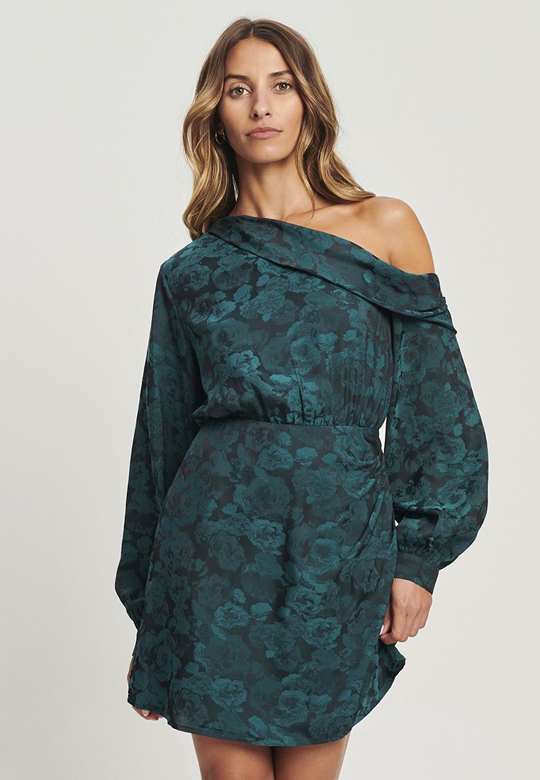 TUSSAH NYLAH - Denné šaty - emerald jacquard