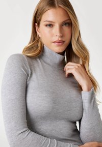 Guess Neule - gris