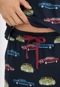 Chelsea Peers LEOPARDS IN CARS CREW SET - Pyjama - dark blue