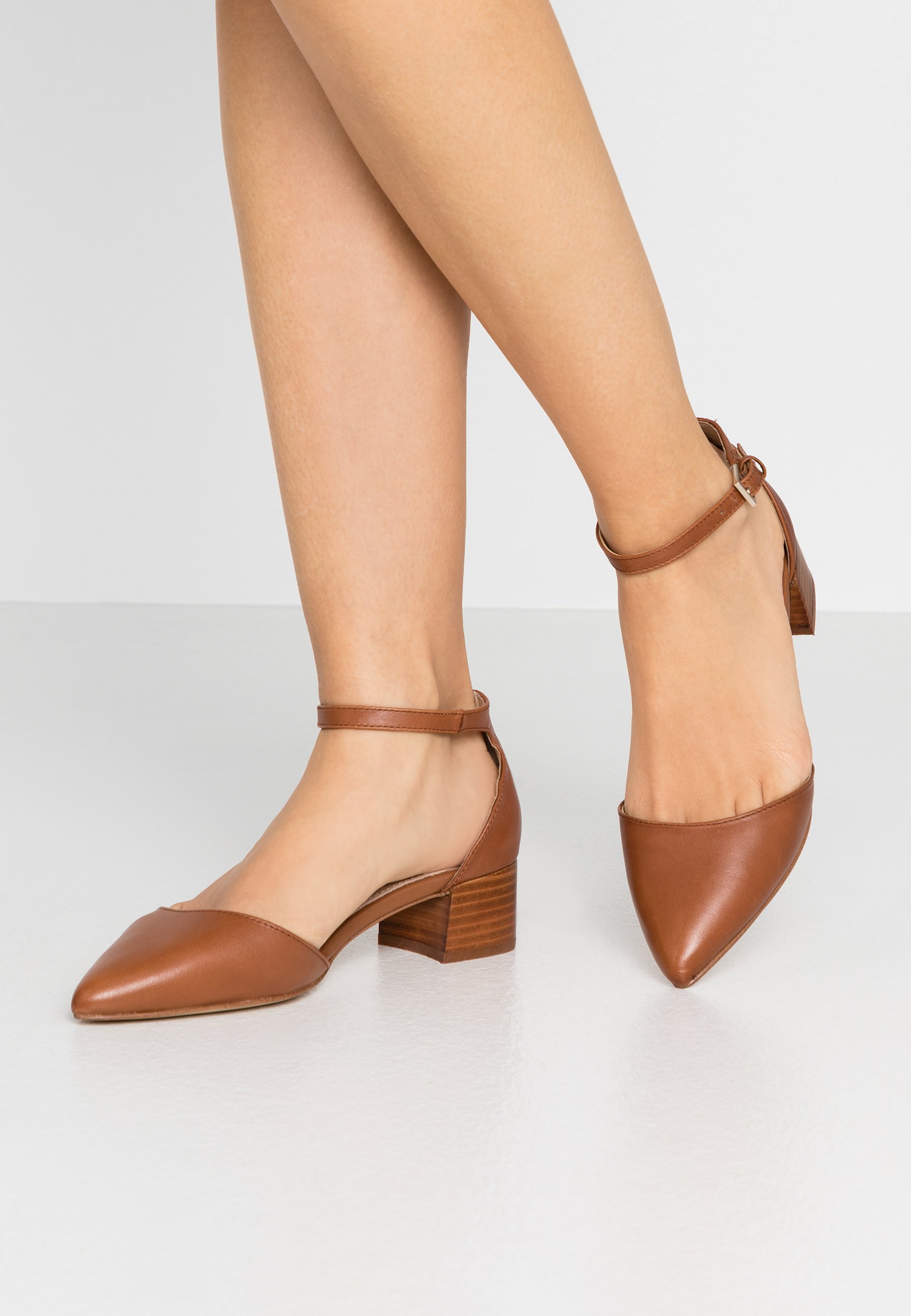 aldo brown heels