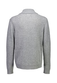 Grå tröja med ribbat krage och ärmslut, tillverkad av mjukt material. Har en enkel struktur och en avslappnad passform. Visar baksidan.