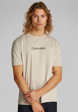 HERO LOGO COMFORT - T-shirt con stampa - peyote