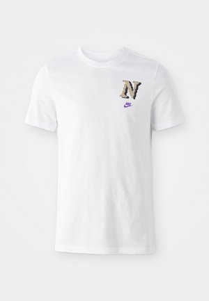 Nike Sportswear TEE CLUB NEO VARSITY - T-shirt med print - white