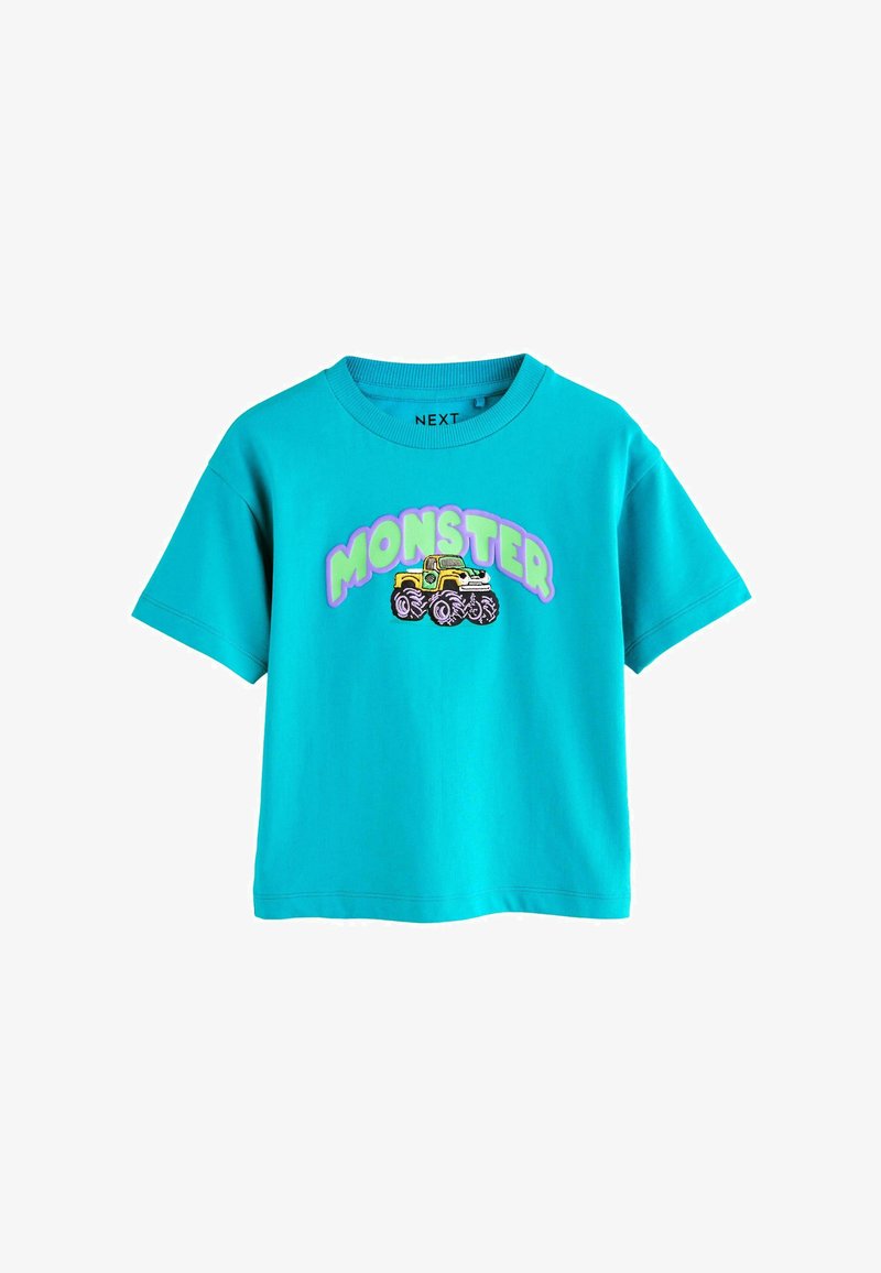Tyrkysové tričko s grafikou "MONSTER" v purpurové barvě a ilustrací žlutého náklaďáku. Krátké rukávy a kulatý výstřih.