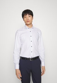 OLYMP Level Five - BODY FIT - Shirt - white Thumbnail Image 1