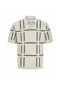 Kortärmad pikétröja i ljusbeige med mörkbrunt rutmönster, stickad textur, tre-knappars placket och krage.