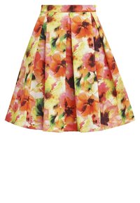 Falda con estampado floral que presenta pliegues, confeccionada con tela ligera en tonos de naranja, rosa y verde con un efecto vibrante de acuarela.