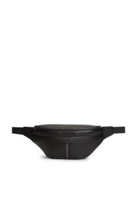 Μαύρο δερμάτινο τσαντάκι μέσης με υφή, λεία στοιχεία και λεπτή κόκκινη και λευκή ρίγα. Διαθέτει ρυθμιζόμενο υφασμάτινο ιμάντα και κλείσιμο με φερμουάρ.