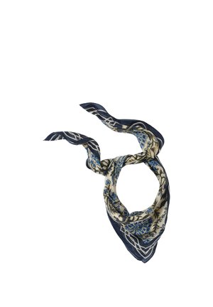 Seidenschal mit marineblauen, cremefarbenen und blauen Blumen- und geometrischen Mustern, locker geknotet mit zwei Enden, die auf einem weißen Hintergrund nach außen fließen.