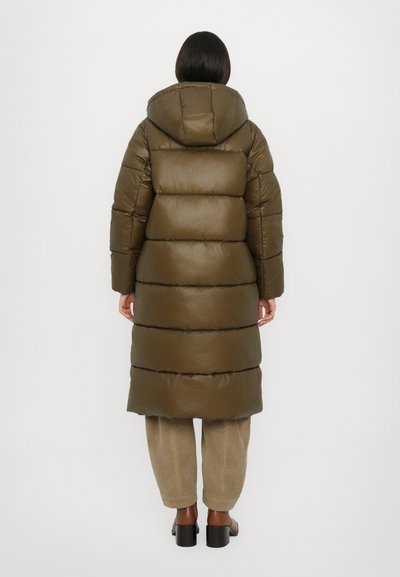 CLOSED PUFFER COAT - Téli kabát - marsh green