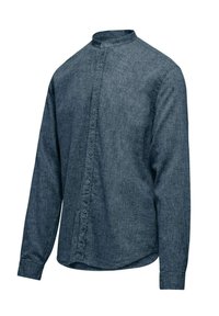 Camicia blu scuro a maniche lunghe realizzata in tessuto testurizzato con colletto a banda. Presenta una chiusura a bottoni davanti e un orlo arrotondato.