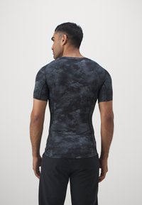 adidas Performance TECHFIT - Bluză sport - black