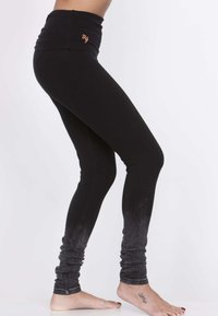 Urban Goddess SHAKTIFIED YOGA - Tights - urban blackcity glam