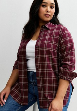 CURVES  LONG SLEEVE  - Overhemdblouse - red pattern