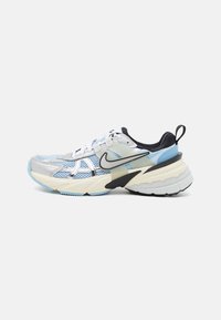 Non sélectionné, psychic blue/metallic silver/black/blue tint/coconut milk/photon dust