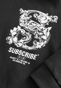 Next CONTROLLER GRAPHIC - Sweatshirt - black subscribe back print