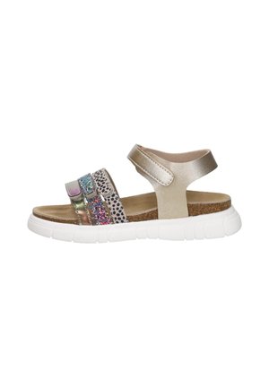 Kinder sandaal met open teen, witte zool, metalen band rondom de enkel en drie glinsterende, dierenprint en metalen voorste bandjes met klittenbandsluiting.