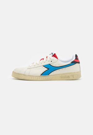 GAME ICONA UNISEX - Sneakers basse - white/black/malibu blue