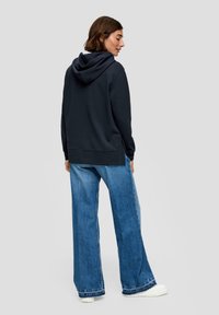 s.Oliver Felpa con cappuccio - navy