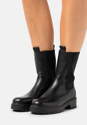 San Marina, Bottines - black