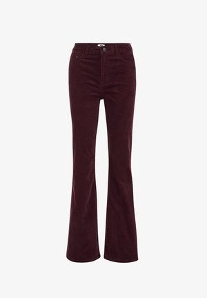Burgundy kordflorsbyxor med hög midja, utrustade med framfickor och knäppning. Mjuk textur och jämn sömnad genom hela plagget.