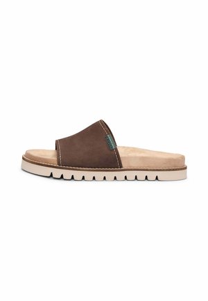Sandalia deslizante de ante marrón con suela acolchada beige y una correa gruesa en la parte superior, con una pequeña etiqueta de logo de tela.