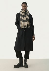 Part Two KITHA - Bufanda - black stripe