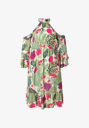 Šaty s květinovým potiskem, které mají krk na zavazování, rukávy s odhalenými rameny, volánky a rozšířený lem v zelených, růžových a modrých odstínech.